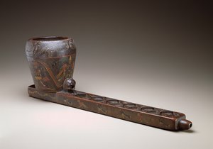 仪式浇灌船，秘鲁，1675-1725（chonta木材，树脂漆和指甲）