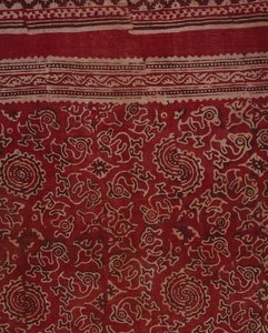 用于出口贸易的块状印花纺织品，鹅，莲花芽和玫瑰花纹，印度，c.1500（棉）（细节） 作者 印度学校