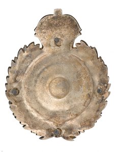 袋带板，孟买志愿者步枪，1877-1901年 作者 印度学校