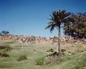 Cyclopean Wall，公元前5世纪 作者 印度学校