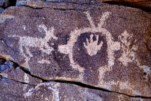 新墨西哥州的 Anasazi 岩石雕刻（岩画）。