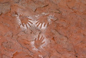 犹他州大峡谷的古代阿纳萨齐岩画--一枚手印