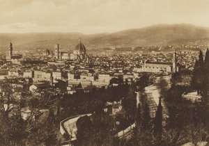 佛罗伦萨：从 S Miniato al Monte 望佛罗伦萨全景（黑白照片） 作者 意大利摄影师