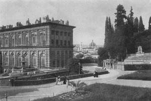 佛罗伦萨，R Palazzo Pitti，后部可以看到大教堂（黑白照片） 作者 意大利摄影师