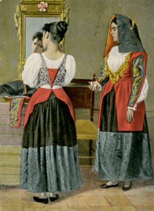 意大利撒丁岛森诺里，两位身着传统服饰的妇女，摄影师：G Dessi，卡利亚里 作者 意大利摄影师