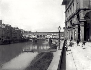 旧桥（Ponte Vecchio）和乌菲齐（Uffizi）门面 作者 意大利摄影师意大利摄影师