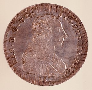 那不勒斯的银质piastra：西班牙卡洛三世（查理三世）统治时期（1716-1788）和肖像。1750.直径4厘米 那不勒斯，考古博物馆 作者 意大利学校