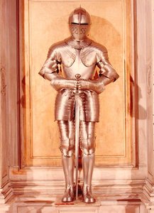 属于Henri IV（1553-1610）c.1600（铁）的盔甲 作者 意大利学校
