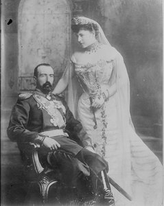 俄罗斯大公迈克尔·米哈伊洛维奇（Michael Mikhailovich）和他的妻子伯爵夫人索菲·德·托比（1904） 作者 詹姆斯·拉斐特