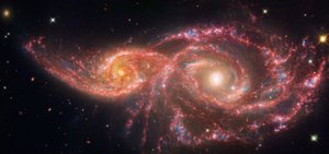 哈勃检查一对星系 作者 詹姆斯韦伯太空望远镜 (NASA)