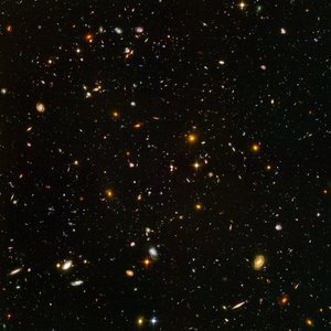 哈勃超深场 作者 詹姆斯韦伯太空望远镜 (NASA)
