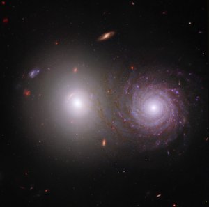 相互作用的星系 VV 191（韦伯和哈勃合成图） 作者 詹姆斯韦伯太空望远镜 (NASA)