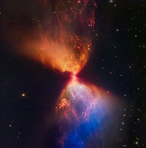 L1527 和原恒星（NIRCam 图像）