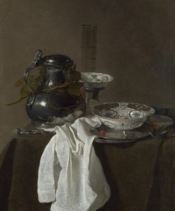 静物与锡壶和两个明代碗，1651年 作者 扬·詹斯。跋涉