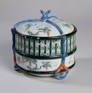香火燃烧器，17世纪晚期（带釉上釉的kakiemon瓷器） 作者 日本学校