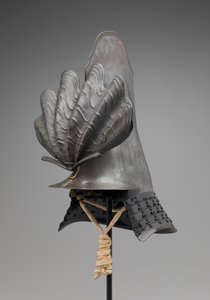武士头盔（木头、漆器、金属和纤维） 作者 日本学校