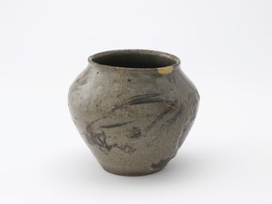 茶道水罐，佐贺县，江户时代，17-18世纪（陶瓷） 作者 日本学校