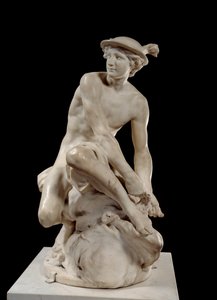 Mercure Attanchant ses 高跟鞋 让·巴蒂斯特·皮加勒 (Jean Baptiste Pigalle)（1714-1785 年）的大理石雕塑 1744 年巴黎，卢浮宫博物馆 - 让·巴蒂斯特·皮加勒 (Jean-Baptiste Pigalle) 为水星系上他的带翼凉鞋