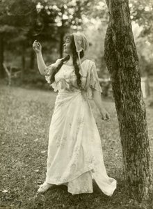 Grace Duffy Boylan作者，c.1905-17 作者 杰西·塔伯·比尔斯（Jessie Tarbox Beals）