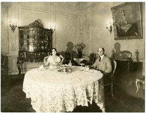 迈克尔-福金和他的妻子福金娜，约1926-36（明胶银照片