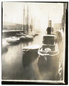 波士顿老T码头，约1902-10（明胶银照片 作者 杰西·塔伯·比尔斯（Jessie Tarbox Beals）