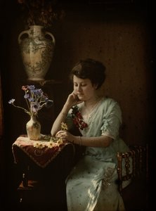 带花的女人