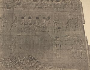 埃德福--东方面孔上的雕刻和铭文，1854 年（照片） 作者 约翰·比斯利·格林