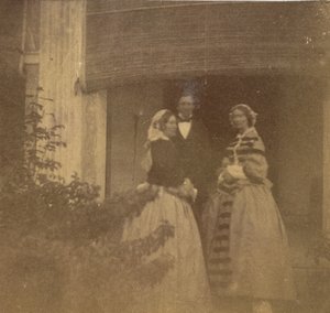 [坎宁伯爵夫人与客人，阿拉哈巴德政府大楼]，1858年。 作者 约翰·康斯坦丁·斯坦利