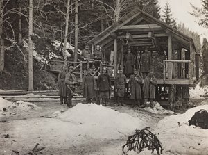 专辑“Meine weltkriegs - Erinnerungen South-West Front (Carinthia, Italien, South Tyrol) (My world war - memory of the South-Western Front in Carinthia, Italy, Trentino-Alto Adige) 31/03/1915-12/11/ 1918 - Josef Zohles Wien “：在电缆前的士兵 作者 约瑟夫·佐尔斯（Josef Zohles）
