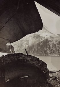 专辑“Meine weltkriegs - Erinnerungen South-West Front (Carinthia, Italien, South Tyrol) (My world war - memory of the South-Western Front in Carinthia, Italy, Trentino-Alto Adige) 31/03/1915-12/11/ 1918 年 - Josef Zohles Wien “：工厂的废墟（黑白 ph 作者 约瑟夫·佐尔斯（Josef Zohles）