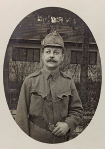 Album "Meine weltkriegs - Erinnerungen South-West Front (Carinthia, Italien, South Tyrol) (My world war - memories of the South-Western Front in Carinthia, Italy, Trentino-Alto Adige) 31/03/1915-12/11/1918 - Josef Zohles Wien ": portrait of soldier (b/w ph 作者 约瑟夫·佐尔斯（Josef Zohles）