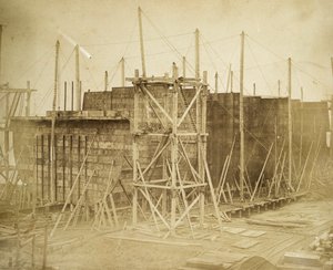 建设中的 "大东方 "号，伦敦米尔沃尔，1855年