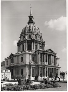 圣路易斯教堂的门面，圆顶des Invalides，1679-1706