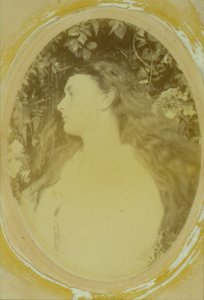 Althea（Alice Liddell），1872年（蛋白印刷品） 作者 朱莉娅·玛格丽特·卡梅伦