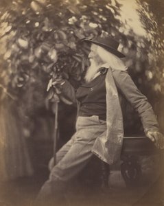 查尔斯-海-卡梅伦，Esq.，在他位于淡水的花园里，1865-67。 作者 朱莉娅·玛格丽特·卡梅伦
