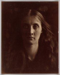 朱莉娅·杰克逊（Julia Jackson），1867年。 作者 朱莉娅·玛格丽特·卡梅伦