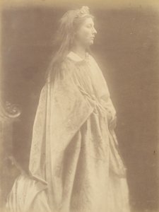 吉尼维尔女王，1874年。 作者 朱莉娅·玛格丽特·卡梅伦