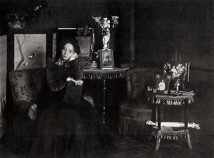 薇拉·费奥多罗夫娜·科米扎热夫斯卡娅（Vera Fyodorovna Komissarzhevskaya），俄罗斯女演员，摄于c1900年 作者 卡尔·卡洛维奇·布拉