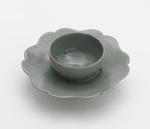 碗架，十二世纪上半叶（带有青瓷釉的stone器） 作者 韩国学校