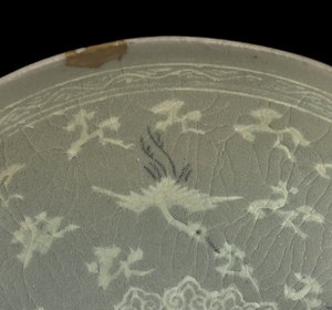 带起重机和云的碗，约1150-1200年（陶瓷釉质stone器） 作者 韩国学校