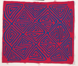 衬衫镶板（莫拉），约 1950 年（贴花棉布） 作者 库纳印第安文化