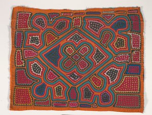 衬衫镶板（莫拉），约 1950 年（贴花棉布） 作者 库纳印第安文化