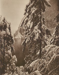贝希特斯加登附近的柯尼斯湖（黑白照片） 作者 库尔特·希尔斯彻