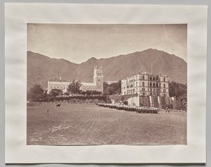 无题（香港，圣约翰大教堂，从阅兵场看，英国皇家兵团在阅兵） 作者 丽芳 (Afong Studio)