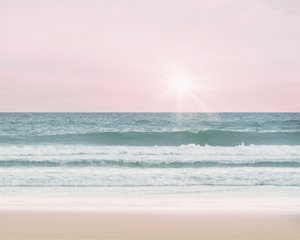 粉红海滩，约 2017 年（照片）