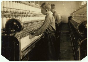 道夫在1916年在马萨诸塞州印第安乌节棉纺厂取代满筒管 作者 刘易斯·威克斯·海恩