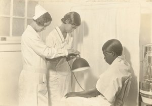 无题》，约1935年。 作者 刘易斯·威克斯·海恩