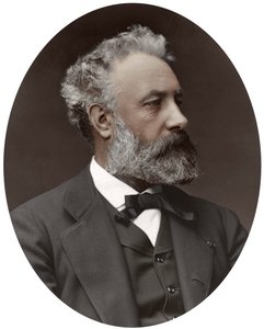 朱尔斯·凡尔纳（Jules Verne），法国小说家，1877年。