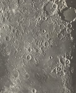 Albategnius - Triesnecker - Manilius月光摄影集 作者 洛伊和普伊瑟