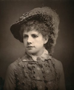 阿尔玛·默里（Alma Murray），英国女演员，1882年。